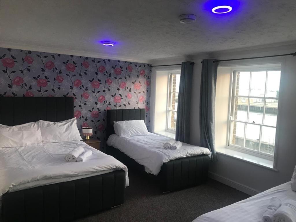 Spacious One Bedroom Flat With River View, 1E Great Yarmouth Exteriér fotografie